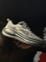 VOMERO 18 GALAXY EDITION