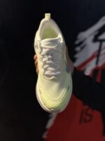 VOMERO 18 SILVERGREEN ÉDITION – Image 3