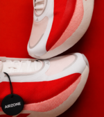 LA HYPERBOOST EDGE RED 2026 COLLECTION – Image 3