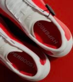 LA HYPERBOOST EDGE RED 2026 COLLECTION – Image 2